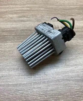BMW X3 E83 Heater blower motor/fan resistor 6920365 5HL008436