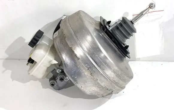 BMW 5 G30 G31 G38 Brake booster 8074223