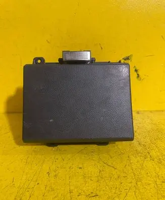 Chevrolet Captiva Cup holder back 