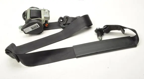 Opel Combo D Front seatbelt 735584042