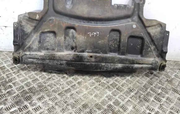 Mercedes-Benz ML W164 Front bumper skid plate/under tray 