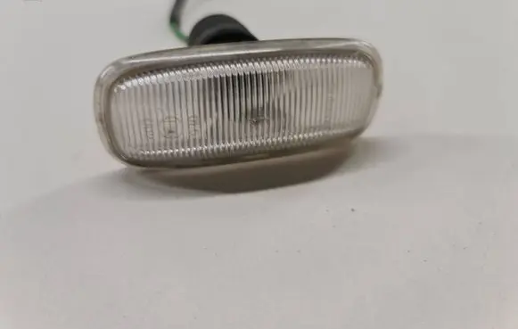 Audi A6 S6 C5 4B Front fender indicator light 4B0949127