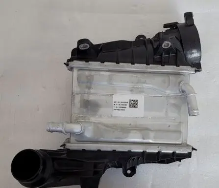 Volvo XC60 Intercooler radiator 32339085