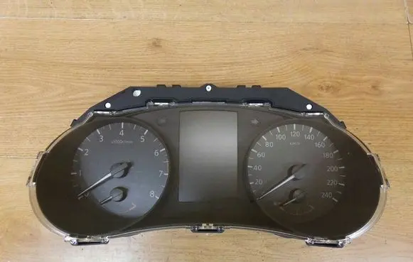Nissan Qashqai Speedometer (instrument cluster) 24810HV93B HV93B