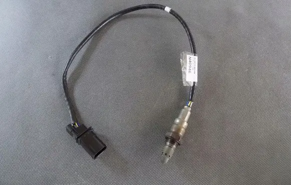 Volkswagen Golf VII Lambda probe sensor 04E906262CP