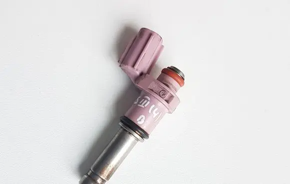 Lexus GS 300 350 430 450H Fuel injector 2325031070