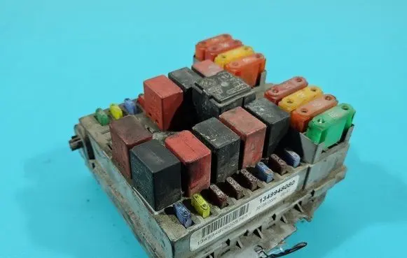 Fuse box set