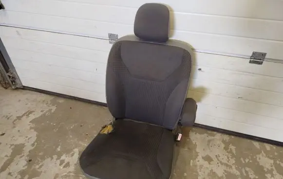 Opel Vivaro Front passenger seat 