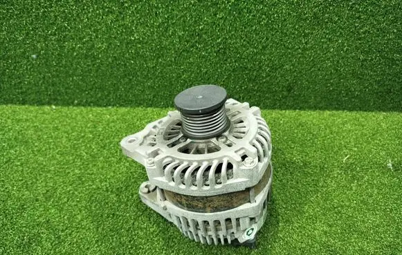 Renault Master III Generator/alternator A3TX0481 0110317 240404