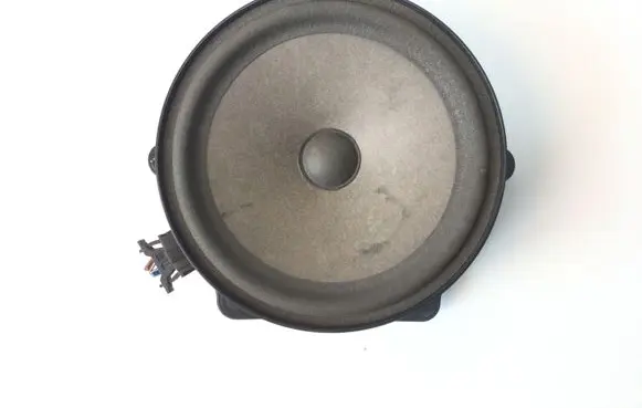 Audi A2 Front door speaker 8637611205 8Z0035411