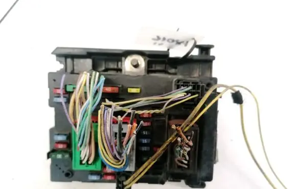 Peugeot 807 Fuse box set 9650664080 42573383