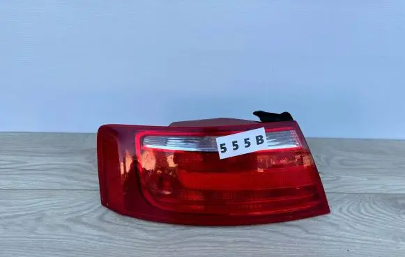 Audi A5 8T 8F Rear/tail lights 8T0945095A