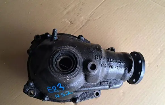BMW X3 E83 Front differential 7544477
