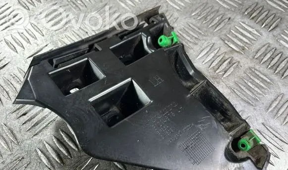 Volvo C70 Front bumper mounting bracket 31214878