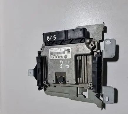 Volkswagen Touran I Engine control unit/module 03G906021HK 0281013683 1039S15638