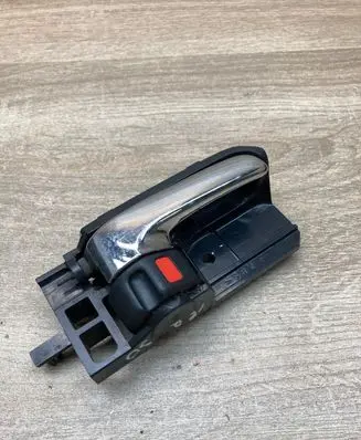 Toyota Corolla Verso AR10 Rear door interior handle 692050F010