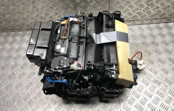 Audi A5 8T 8F Interior heater climate box assembly 8T1820005C X1187004 EFB430