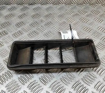 Jaguar F-Pace Quarter panel pressure vent GX63280B62AA