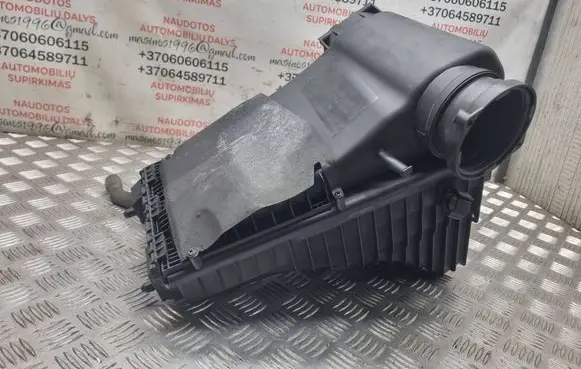 Volkswagen Touareg I Air filter box 7L6129601Q 7L6129607AH