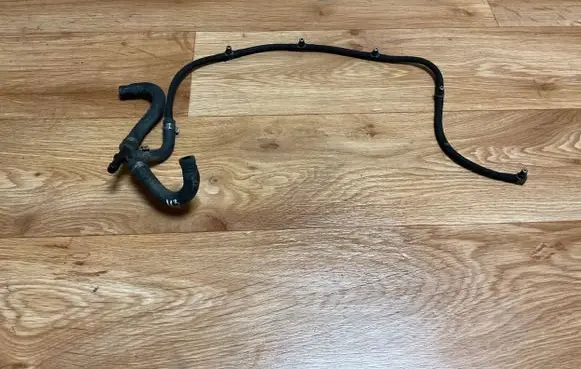 Volvo V70 Fuel injector wires 
