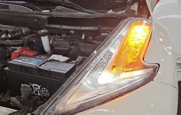 Nissan Juke I F15 Headlight/headlamp 26125BV80C IMPRK1449894