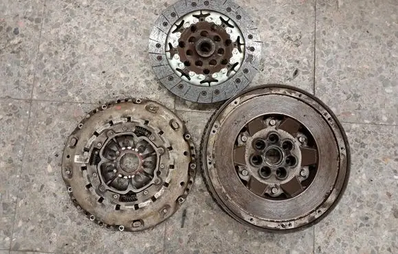 Renault Megane II Clutch set kit 8200539510