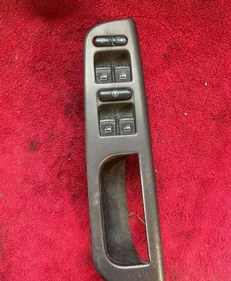 Volkswagen PASSAT B5 Electric window control switch 1J4959857 F005S00011
