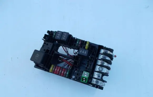Skoda Octavia Mk3 (5E) Fuse module 5Q0937125B