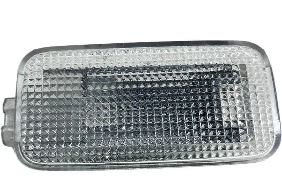 Toyota Avensis T270 Other interior light 8133002060 81330-02060