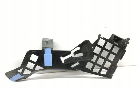 Mercedes-Benz CLA C117 X117 W117 Front bumper mounting bracket A1178856400