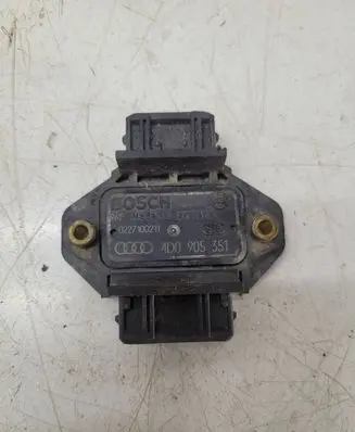 Audi 80 90 B3 Ignition amplifier control unit 4D0905251