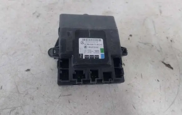 Mercedes-Benz A W169 Door control unit/module A1698207126