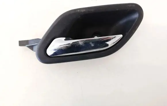 BMW 5 E39 Rear door interior handle 8226049