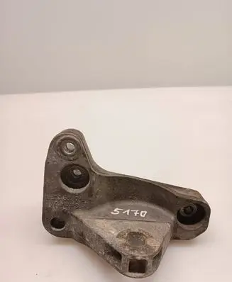 Volkswagen Transporter - Caravelle T5 Engine mounting bracket 7H0199207B