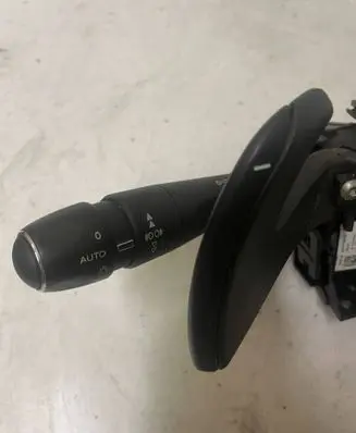 Peugeot 508 Wiper turn signal indicator stalk/switch 96759260XT
