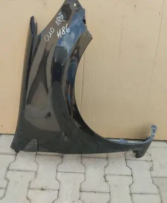 Renault Clio III Fender PRAWYBLOTNIKCLIO3
