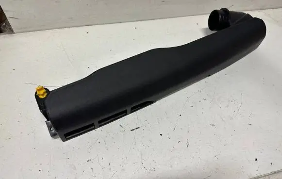 Seat Arona Air intake duct part 2Q0129509B 4013966A 2Q0129509