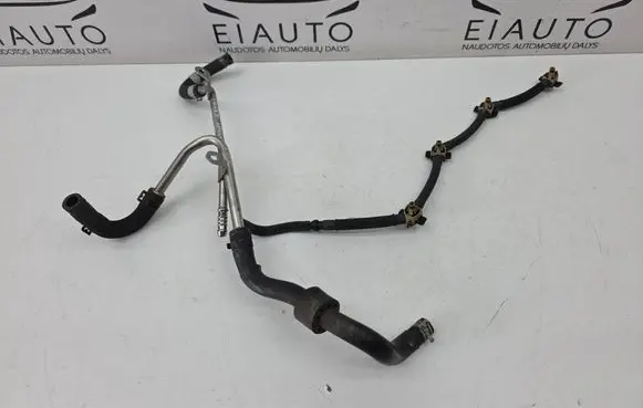Volkswagen PASSAT B8 Fuel return line/hose 04L201360M 5Q0130295 S21417C