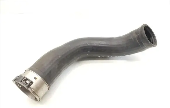 Dacia Sandero Intercooler hose/pipe 6670974