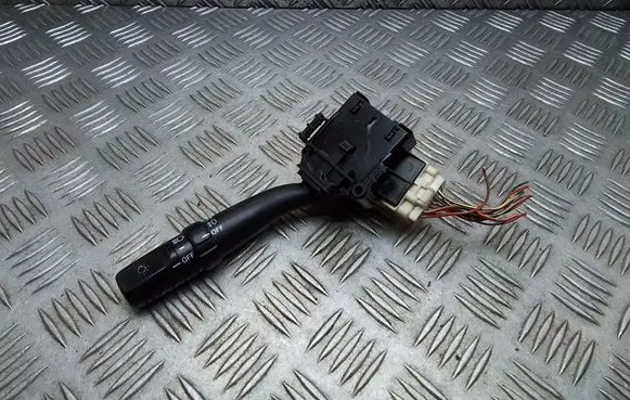Toyota Avensis T250 Indicator stalk 8414005140 17F224