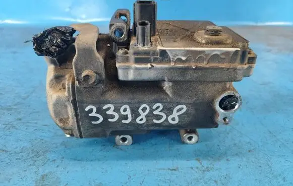 Toyota Camry Air conditioning (A/C) compressor (pump) 8837030021