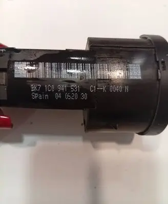 Volkswagen PASSAT B5 Light switch 1C0941531 04052030