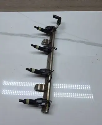 Chrysler Sebring (JS) Fuel injector 04891577AB