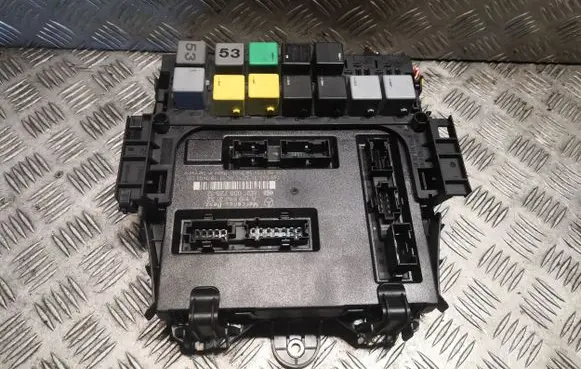 Mercedes-Benz A W169 Fuse box set 1695453132 A1695453132
