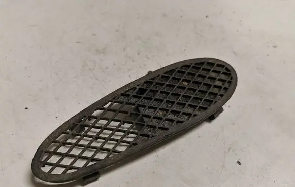 Mercedes-Benz S W220 Front bumper lower grill A2208851123