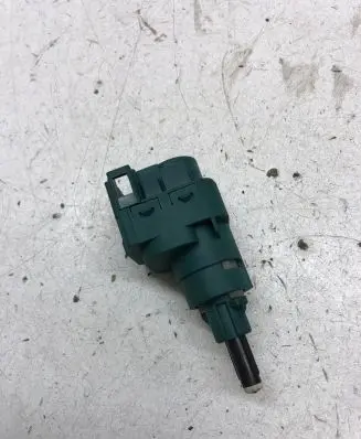 Nissan Qashqai Brake pedal sensor switch