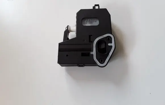 Volvo C30 Fuel tank cap lock 928401