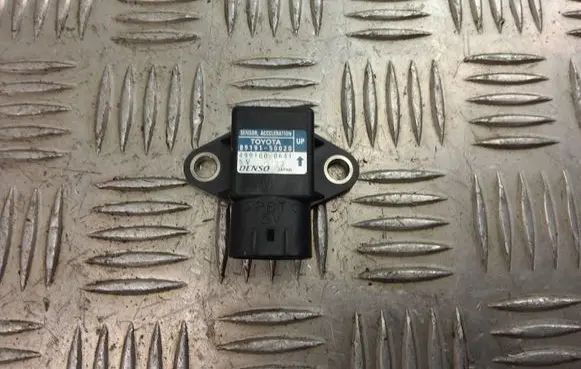 Lexus LS 460 - 600H Acceleration sensor 89191-50020