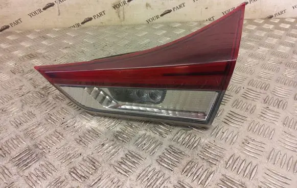 Toyota Auris E180 Tailgate rear/tail lights