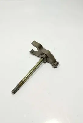 Toyota Land Cruiser (J120) Fuel Injector clamp holder